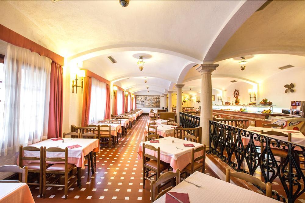 Hotel La Carolina Lloret de Mar Ngoại thất bức ảnh