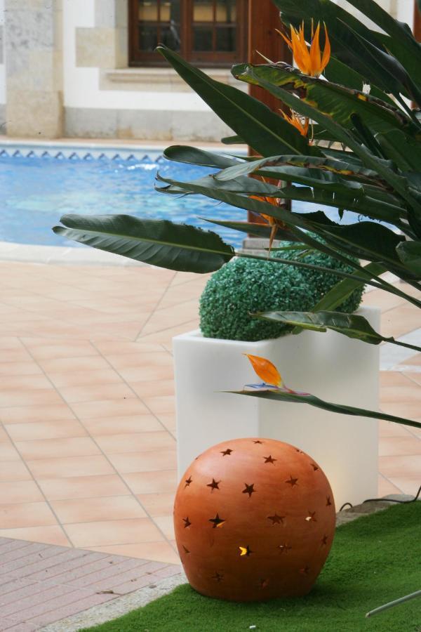 Hotel La Carolina Lloret de Mar Ngoại thất bức ảnh