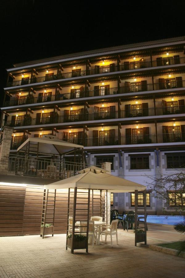 Hotel La Carolina Lloret de Mar Ngoại thất bức ảnh