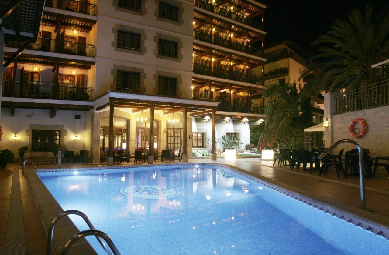 Hotel La Carolina Lloret de Mar Ngoại thất bức ảnh