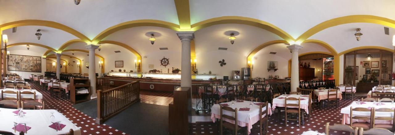 Hotel La Carolina Lloret de Mar Ngoại thất bức ảnh