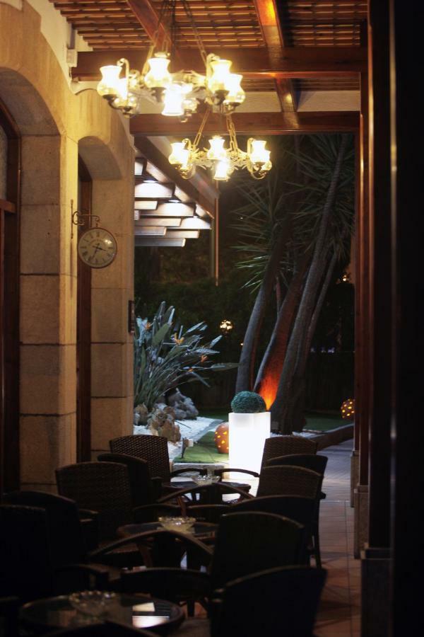 Hotel La Carolina Lloret de Mar Ngoại thất bức ảnh